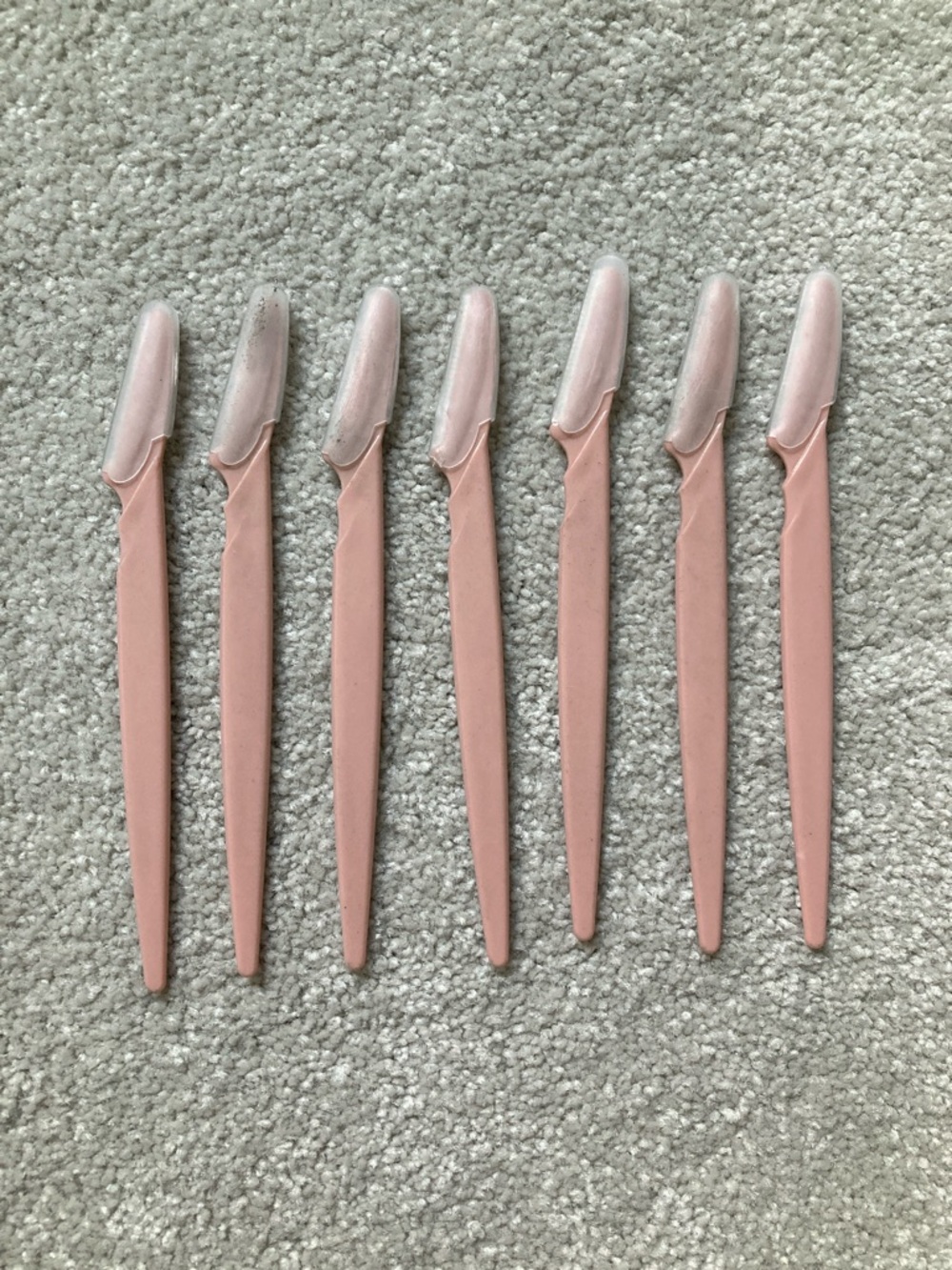 4/$10 - NEW Set of 7 Kitsch Recycled Plastic Dermaplaners